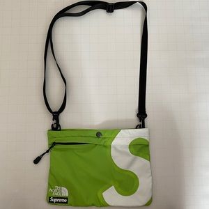 Supreme The North Face S logo (lime)